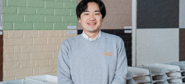 営業 吉田　亮太